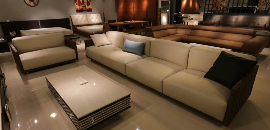 Lowest prices, best selection in home furniture